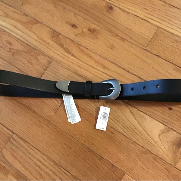 NWT BANANA REPUBLIC 1” WIDE BELT SILVER W TARNISHED HARDWARE - SOFT & FLEXIBLE - Picture 2 of 6